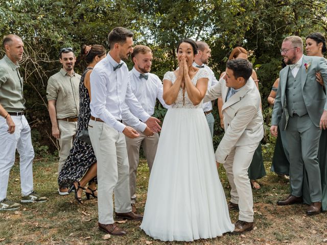 Le mariage de Romain et Marina à Podensac, Gironde 40
