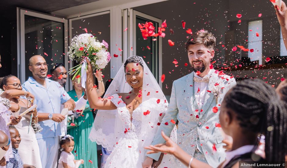 Le mariage de Bastien et Flora à Saint-André-de-Chalencon, Haute-Loire