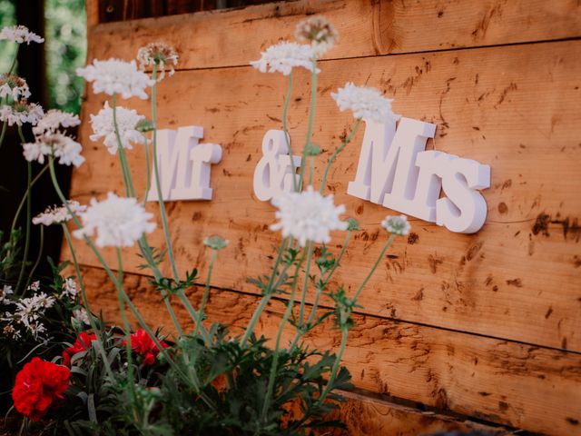 Le mariage de Valentin et Jennifer à Chooz, Ardennes 11