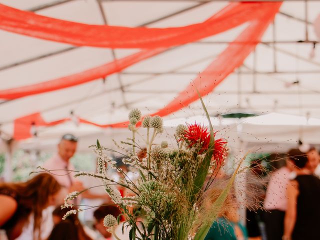 Le mariage de Valentin et Jennifer à Chooz, Ardennes 25