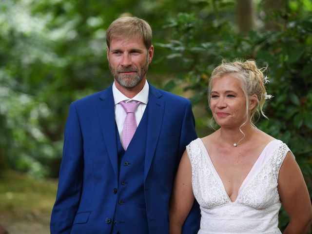 Le mariage de Emmanuel et Karine à Lanloup, Côtes d&apos;Armor 14