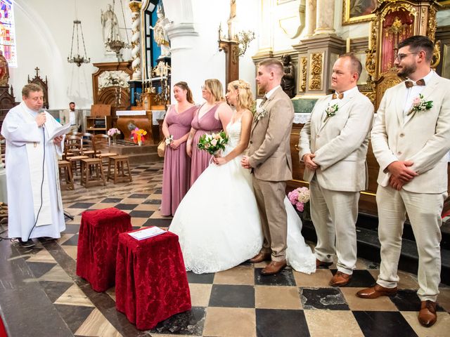 Le mariage de Florian et Louise à Saint-Omer-Capelle, Pas-de-Calais 34