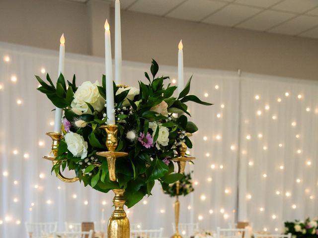 Le mariage de Florian et Louise à Saint-Omer-Capelle, Pas-de-Calais 43