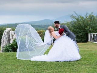 Le mariage de Stéphanie et Andrea