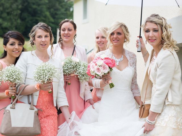 Le mariage de Joïc et Priscilla à Baume-les-Dames, Doubs 17