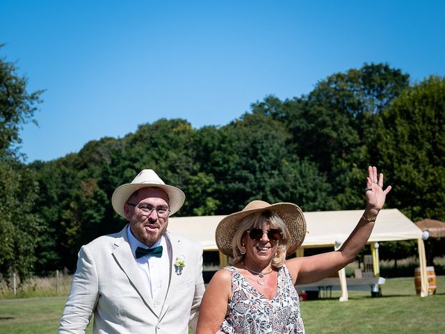 Le mariage de Thomas et Marie à Fontaine-sous-Jouy, Eure 25