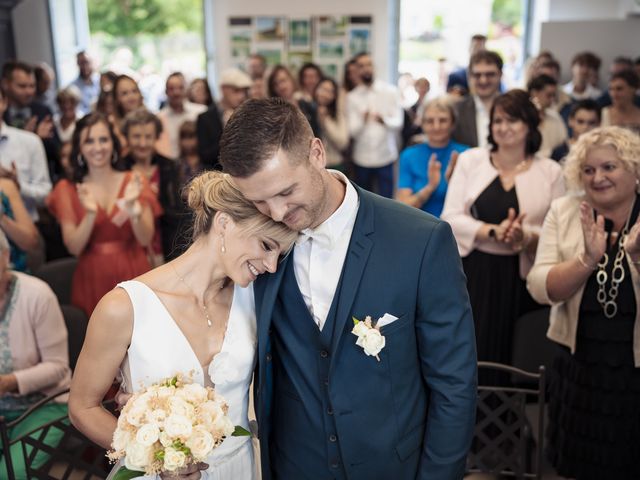 Le mariage de Cyril et Adèle à Arc-et-Senans, Doubs 19