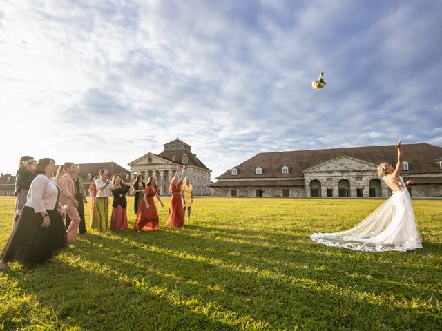 Le mariage de Cyril et Adèle à Arc-et-Senans, Doubs 22