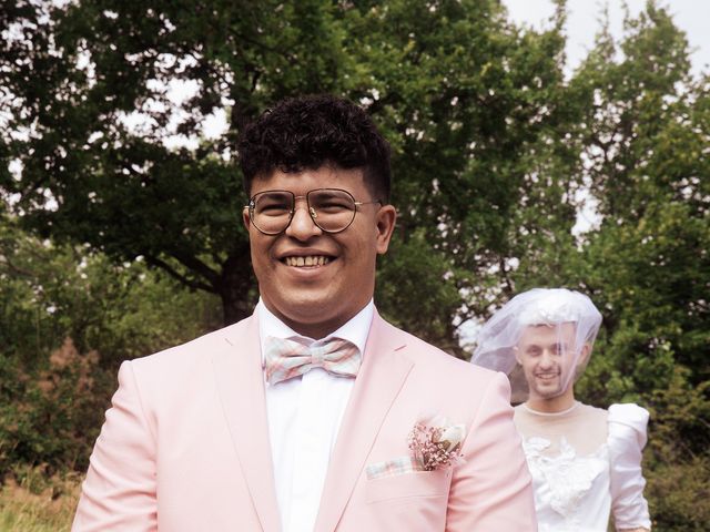 Le mariage de Mohammed et Michela à Vernoux-en-Vivarais, Ardèche 17