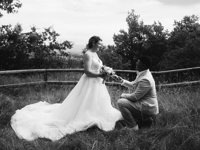 Le mariage de Mohammed et Michela à Vernoux-en-Vivarais, Ardèche 23