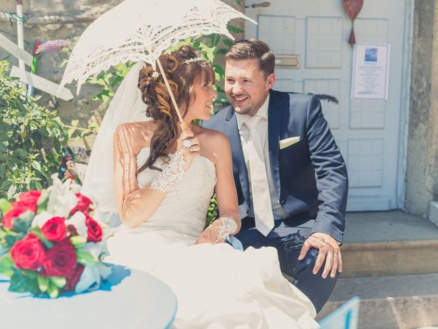 Le mariage de Florian et Sylviane à Montcarra, Isère 9