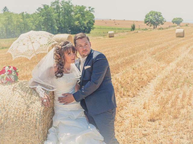 Le mariage de Florian et Sylviane à Montcarra, Isère 15