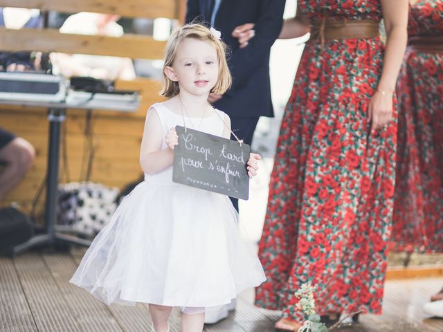 Le mariage de Maxime et Coralie à Camphin-en-Pévèle, Nord 94