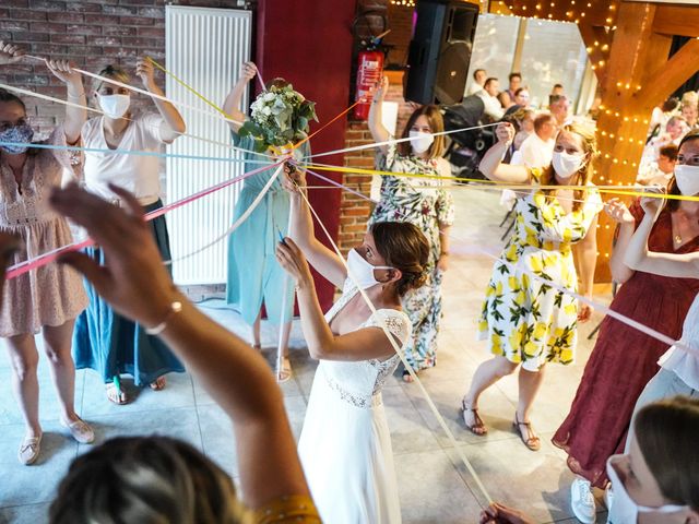 Le mariage de Maxime et Coralie à Camphin-en-Pévèle, Nord 135