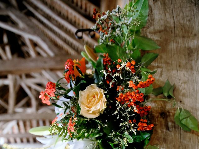 Le mariage de Marine-Alice et Amandine à Chareil-Cintrat, Allier 3