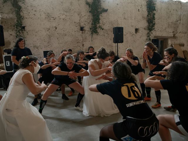 Le mariage de Marine-Alice et Amandine à Chareil-Cintrat, Allier 65