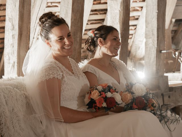 Le mariage de Marine-Alice et Amandine à Chareil-Cintrat, Allier 34