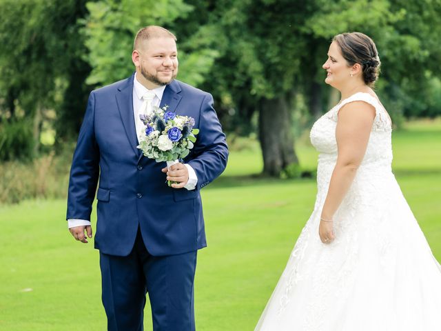 Le mariage de Aurélien et Claudia à Le Mée-sur-Seine, Seine-et-Marne 32