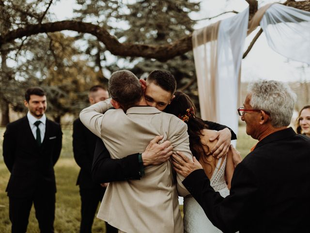 Le mariage de Max et Fanny à Savigny, Rhône 24