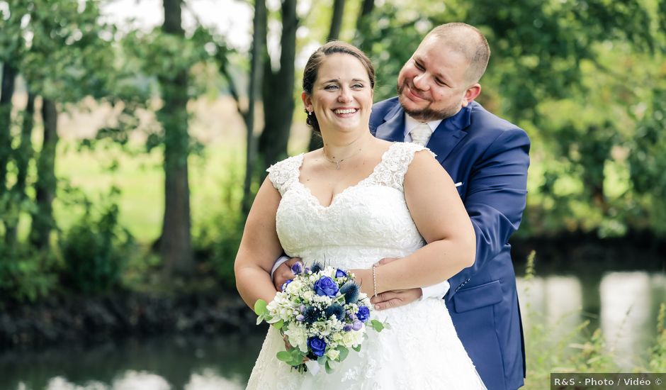 Le mariage de Aurélien et Claudia à Le Mée-sur-Seine, Seine-et-Marne