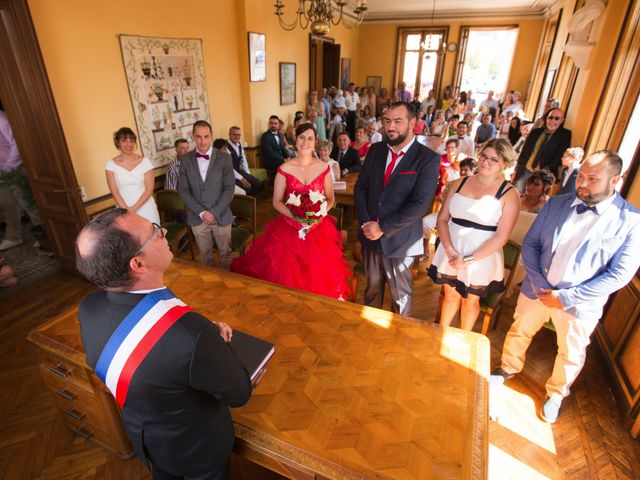 Le mariage de Mélanie et Benoit à Montbron, Charente 22