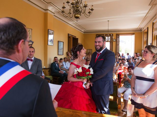 Le mariage de Mélanie et Benoit à Montbron, Charente 23