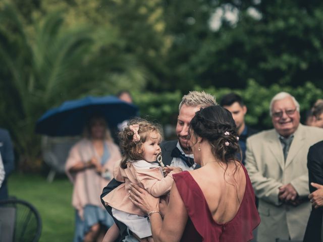 Le mariage de Clément et Emmanuelle à Concarneau, Finistère 15