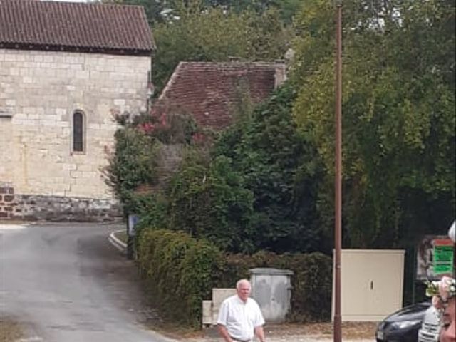 Le mariage de Kévin et Cécilia  à Milhac-d&apos;Auberoche, Dordogne 3