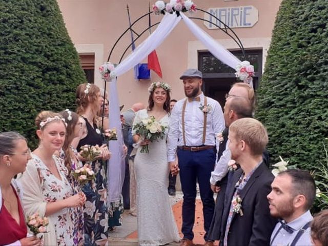 Le mariage de Kévin et Cécilia  à Milhac-d&apos;Auberoche, Dordogne 10