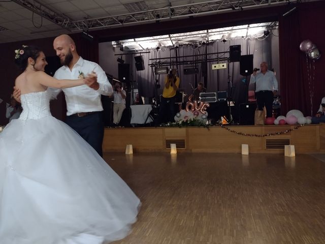 Le mariage de Kévin et Cécilia  à Milhac-d&apos;Auberoche, Dordogne 31