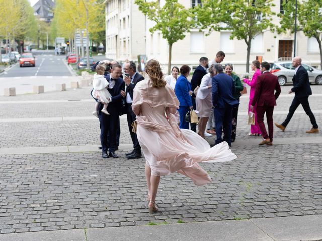 Le mariage de Thomas et Cassandre à Préaux-Bocage, Calvados 14