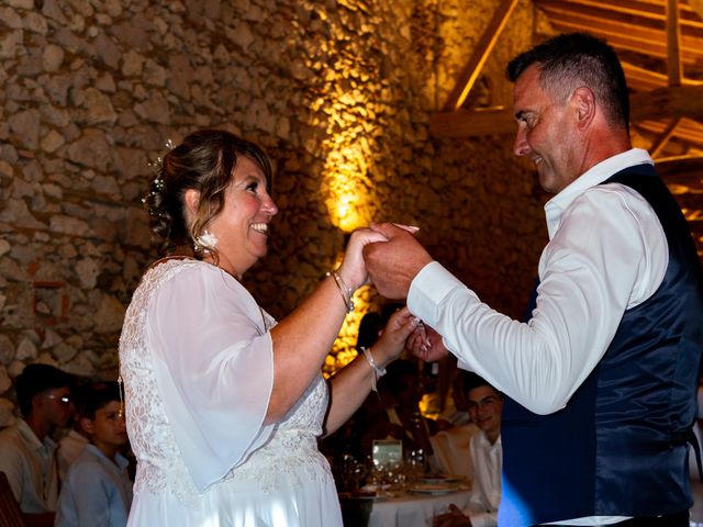 Le mariage de James et Béatrice à Buzet-sur-Baïse, Lot-et-Garonne 7