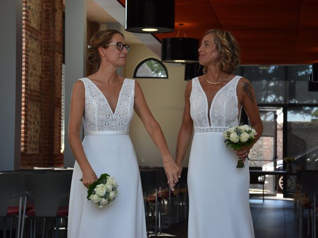 Le mariage de Mélanie et Marie-Louise à Angerville-la-Martel, Seine-Maritime 5