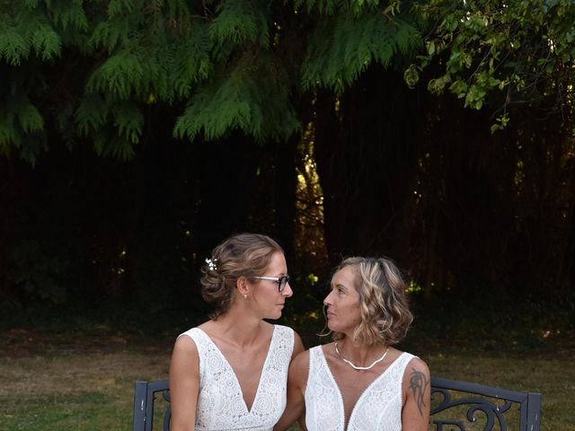 Le mariage de Mélanie et Marie-Louise à Angerville-la-Martel, Seine-Maritime 11