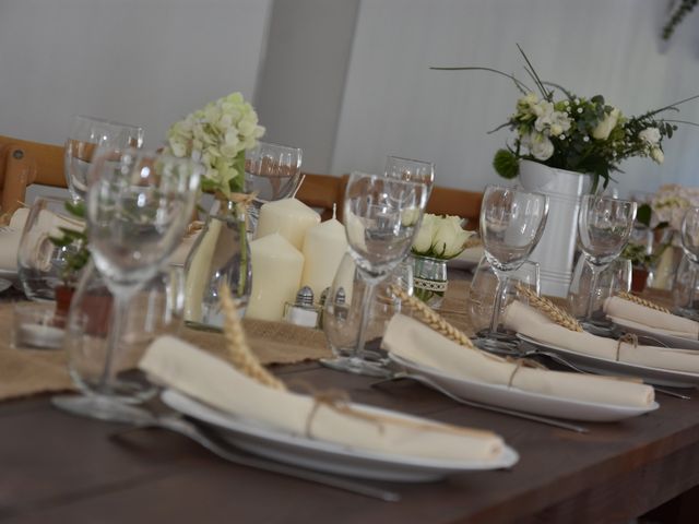 Le mariage de Mélanie et Marie-Louise à Angerville-la-Martel, Seine-Maritime 19