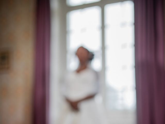 Le mariage de Chérubin et Absatou à Parigné-l'Évêque, Sarthe 10