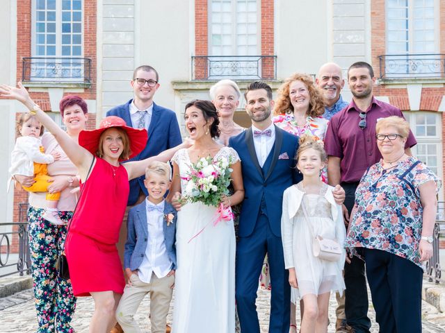 Le mariage de Loïc et Gwladys à Réveillon, Marne 21