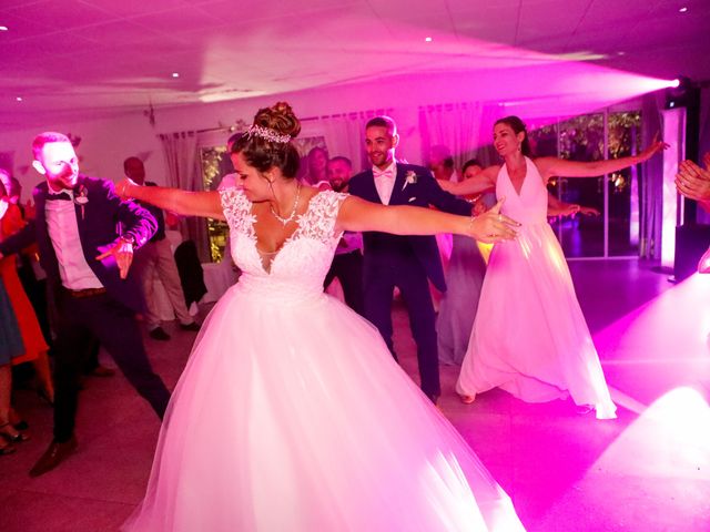 Le mariage de Alban et Alexia  à Lançon-Provence, Bouches-du-Rhône 27