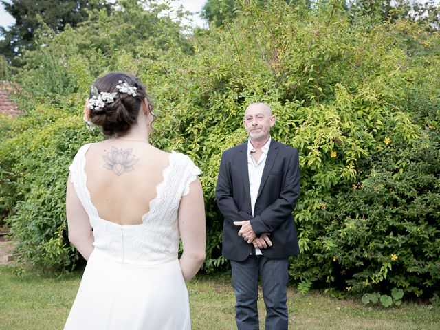 Le mariage de Stael et Charlotte à Ézy-sur-Eure, Eure 13