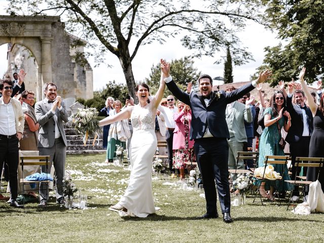 Le mariage de Adrien et Amy à Crazannes, Charente Maritime 25