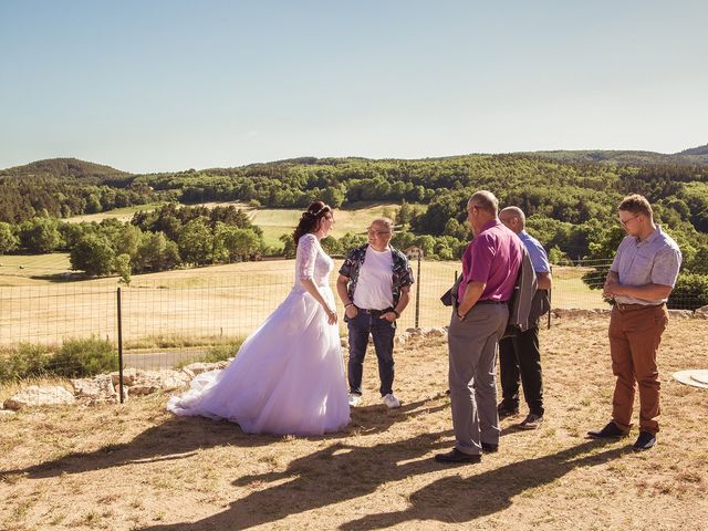 Le mariage de Nico et Emilie à Vernoux-en-Vivarais, Ardèche 44