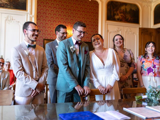 Le mariage de Thomas et Géraldine à Ambronay, Ain 12