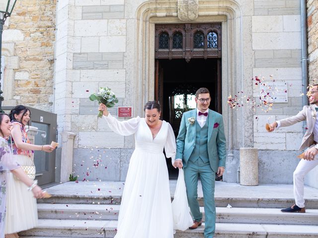 Le mariage de Thomas et Géraldine à Ambronay, Ain 16