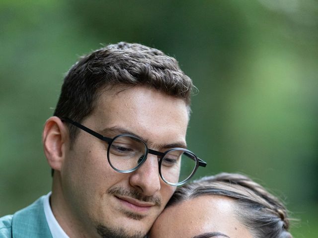Le mariage de Thomas et Géraldine à Ambronay, Ain 21