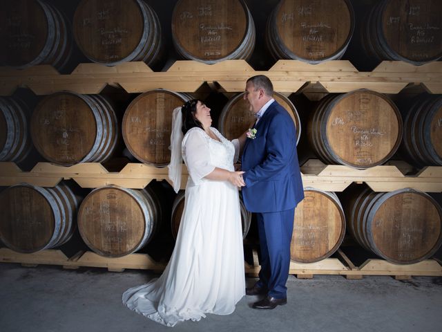 Le mariage de Philippe et Isabelle à Châteauneuf-sur-Charente, Charente 7