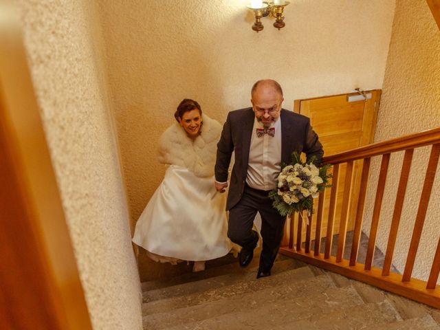 Le mariage de Eloise et Nicolas à Le Reposoir, Haute-Savoie 9