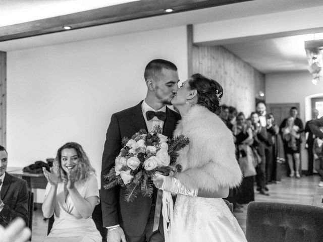 Le mariage de Eloise et Nicolas à Le Reposoir, Haute-Savoie 17