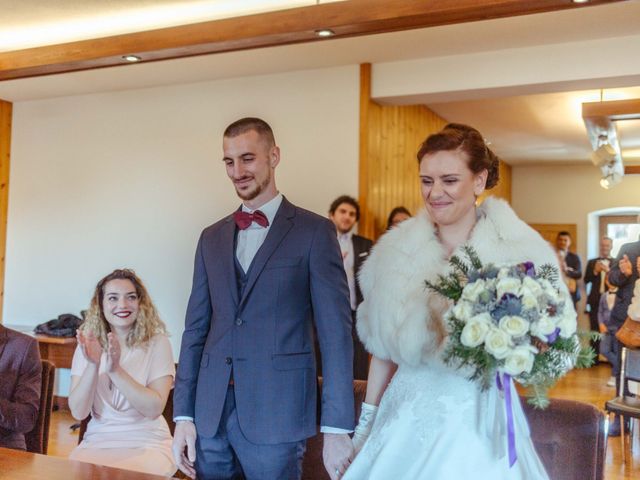 Le mariage de Eloise et Nicolas à Le Reposoir, Haute-Savoie 19