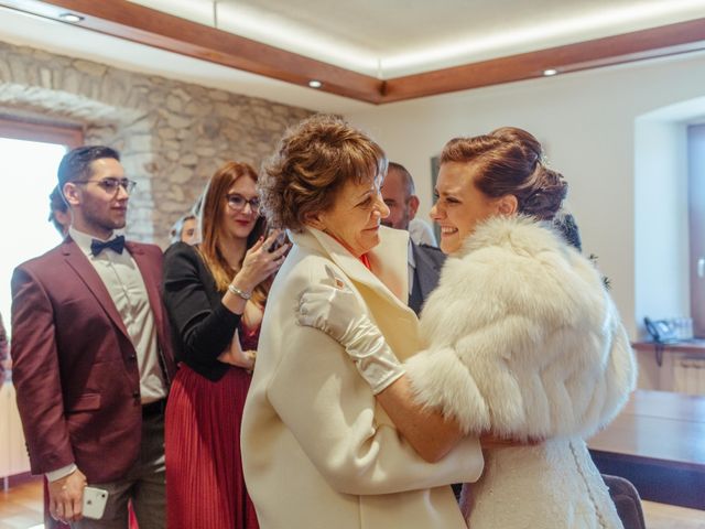 Le mariage de Eloise et Nicolas à Le Reposoir, Haute-Savoie 26