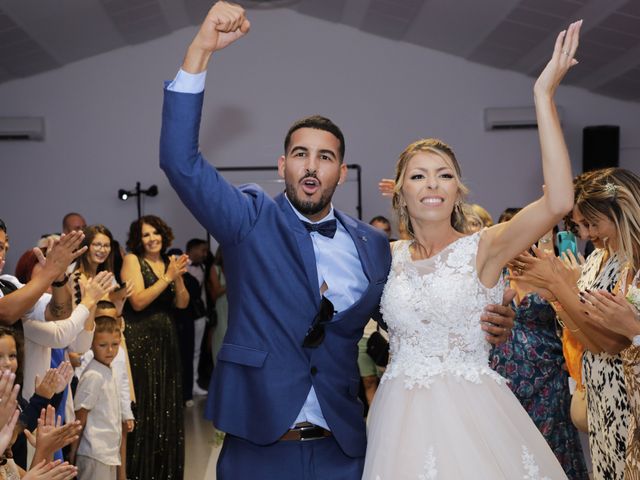 Le mariage de Lyesse et Emilie à Pomérols, Hérault 4